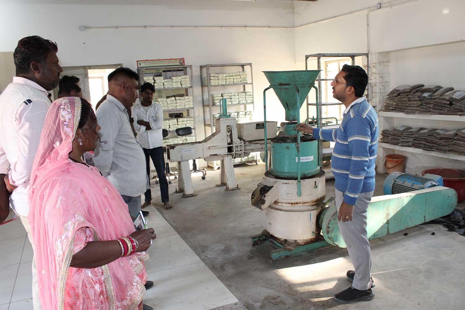 MultiNutrientFeedBlock1
